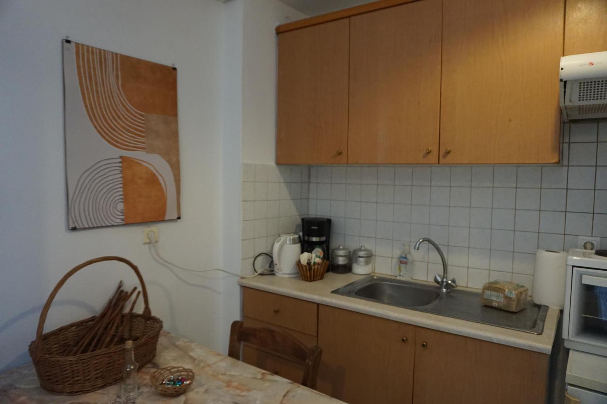 Mara'S Cozy City Apt 伊拉克利翁 外观 照片