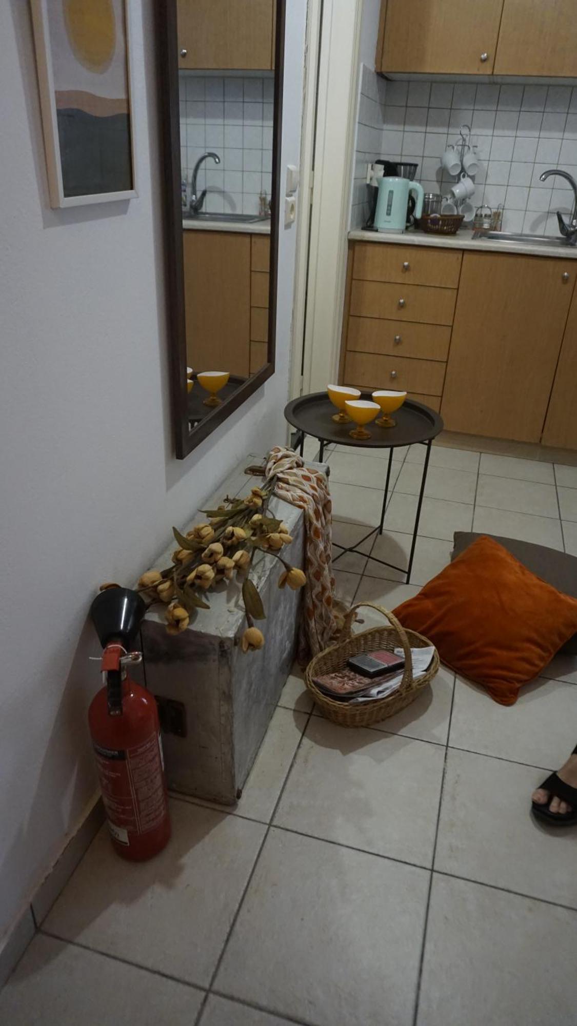 Mara'S Cozy City Apt 伊拉克利翁 外观 照片