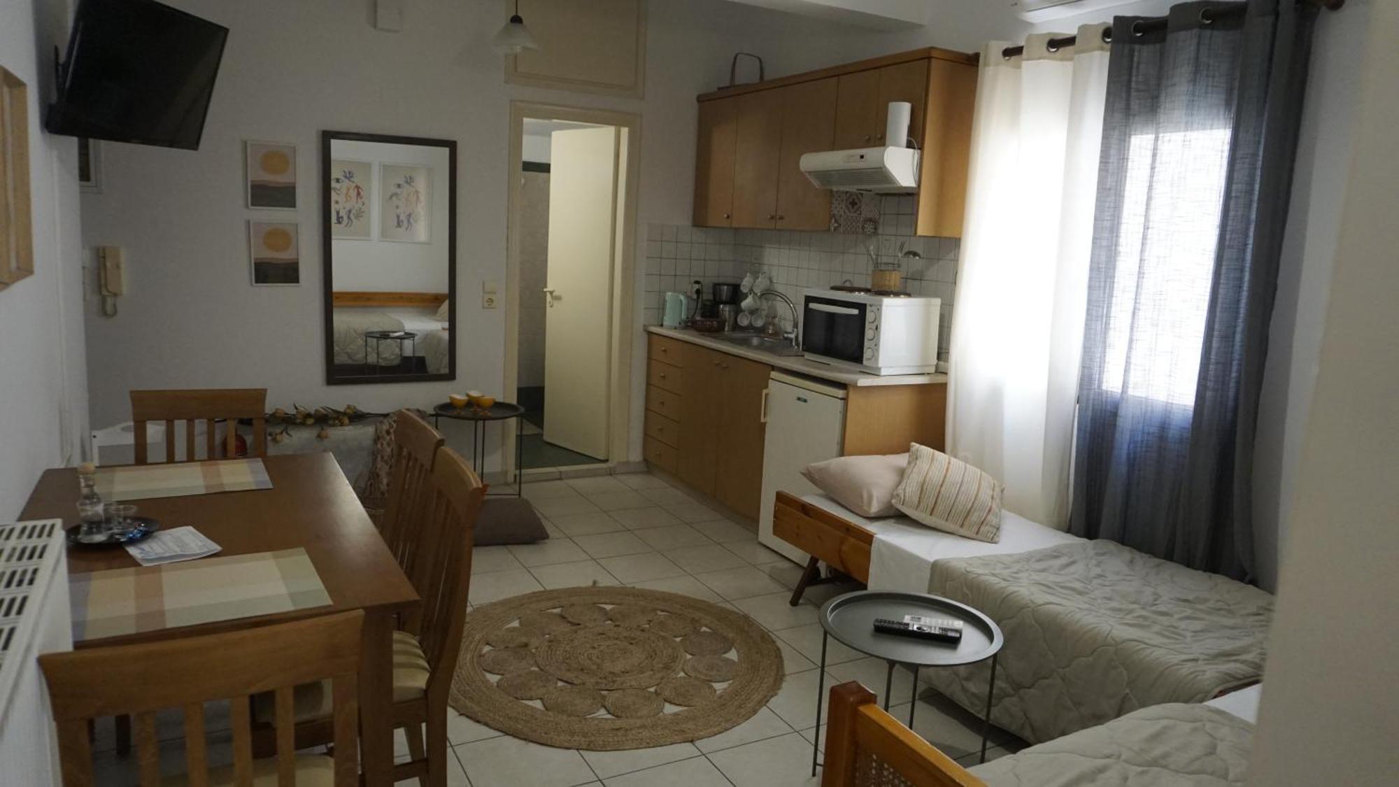 Mara'S Cozy City Apt 伊拉克利翁 外观 照片